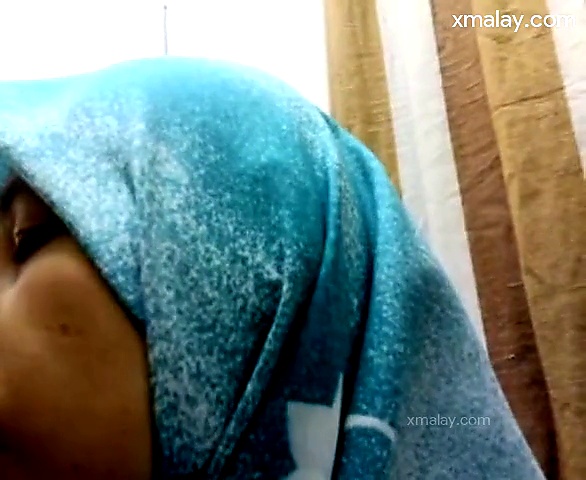 Awek Melayu Cina Kolej Kena Doggy Tudung Part Time Malam DBA08A