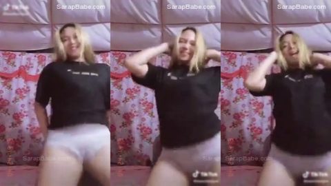 Awek Siskaeee Isteri Kulum Batang Skandal 10M 68D169