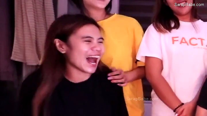 isteri orang melayu main senyap senyap dalam tandas awam full hd leak 9